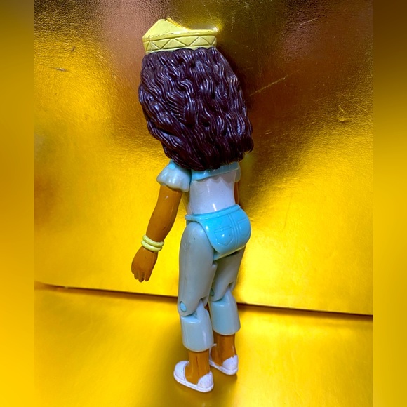 FISHER PRICE VTG 2004 DORA THE EXPLORER COUSIN DAISY DOLLHOUSE POSABLE DOLL - Picture 5 of 7